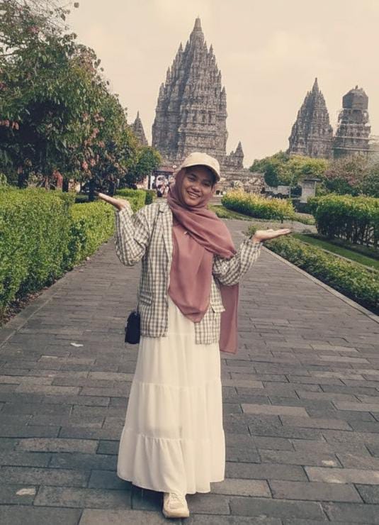 Mutiara Dewi - Pemilik UMKM Cireng Isi